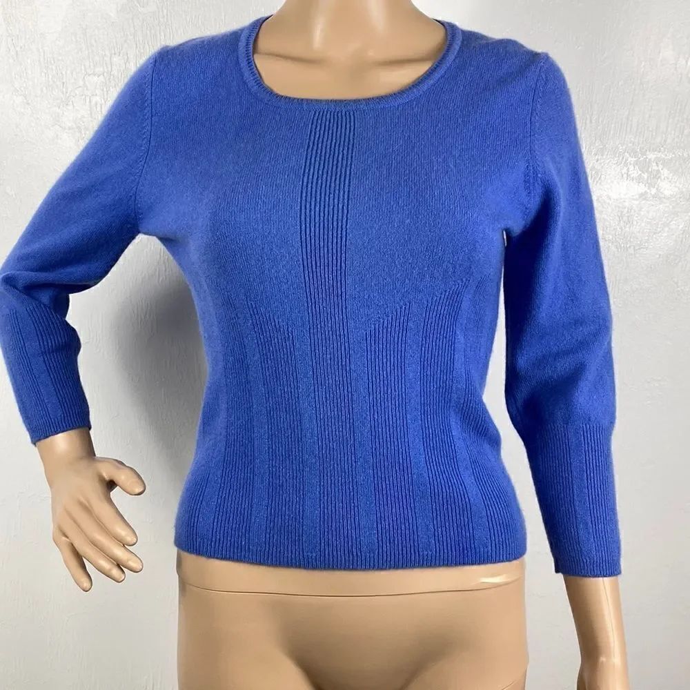 Elizabeth New York blue cashmere cropped pullover sweater size S/M